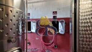 equipment, vats, wines