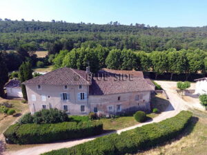 DOMAINE AUTHENTIQUE CENTRE VAR 1